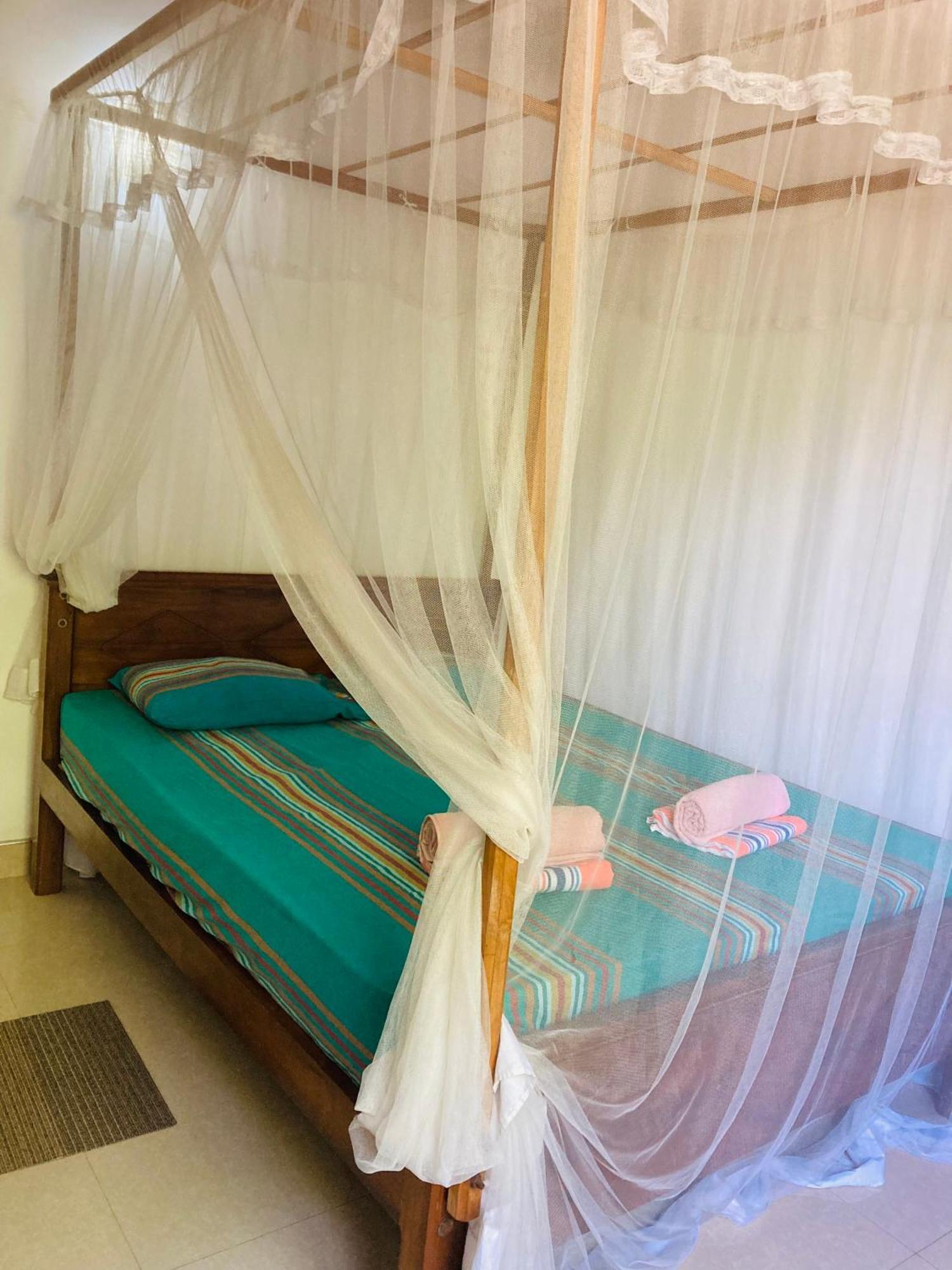 Ameena Homestay Tangalle Bagian luar foto