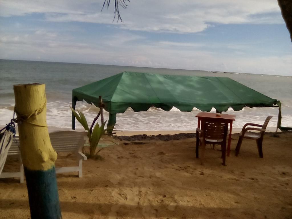 Ameena Homestay Tangalle Bagian luar foto